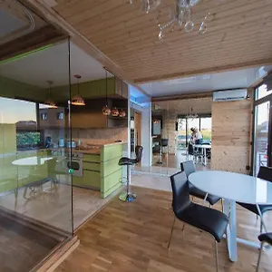 Kopel Haus - - Self Acces Cod Location , Balotesti Roumanie