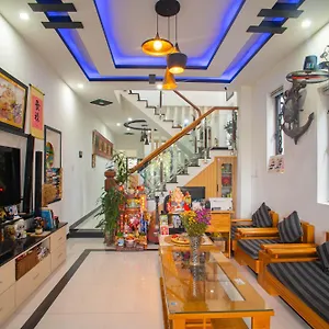 Sophia , Hội An Vietnam