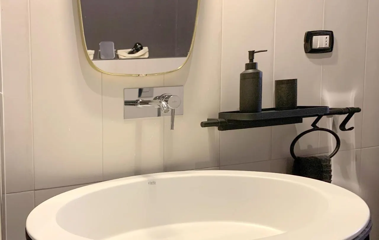 Core City Apartment - Cappella Vecchia Naples 0*,  Italie